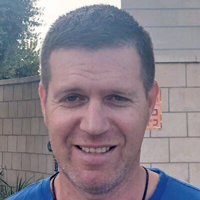 ויקטורי מובינג